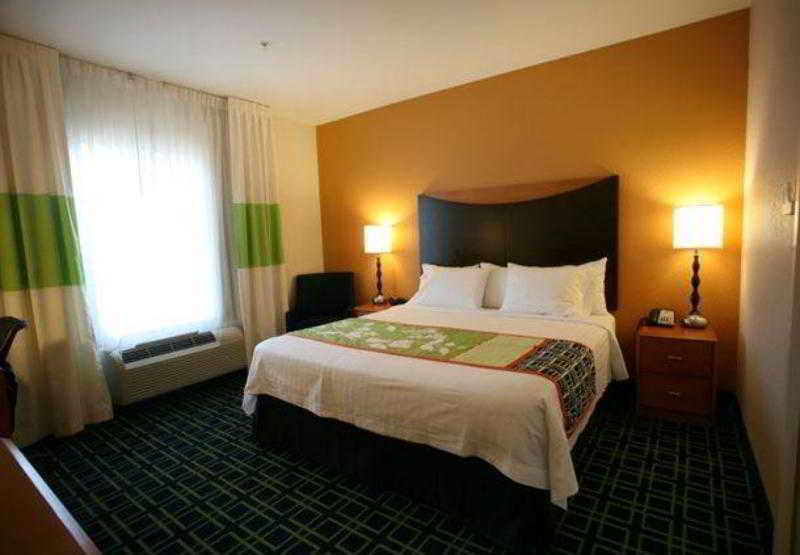 Fairfield Inn And Suites By Marriott Lakeland Плант-Сити Экстерьер фото