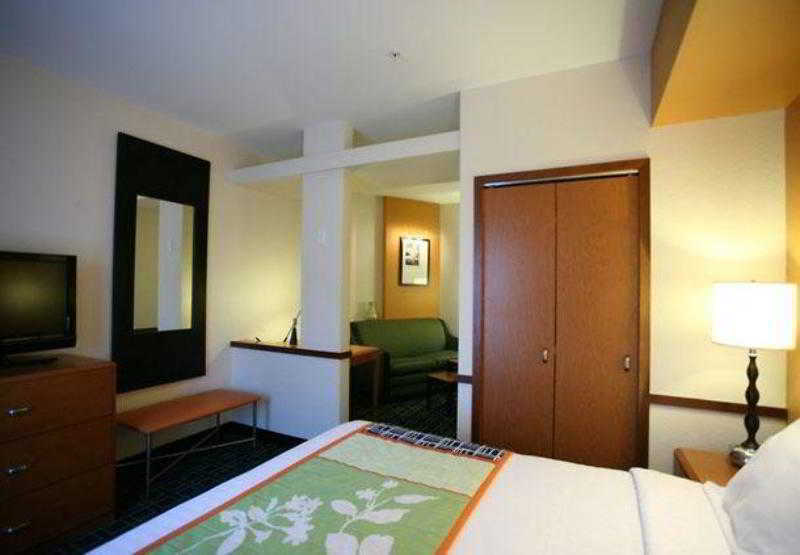 Fairfield Inn And Suites By Marriott Lakeland Плант-Сити Экстерьер фото