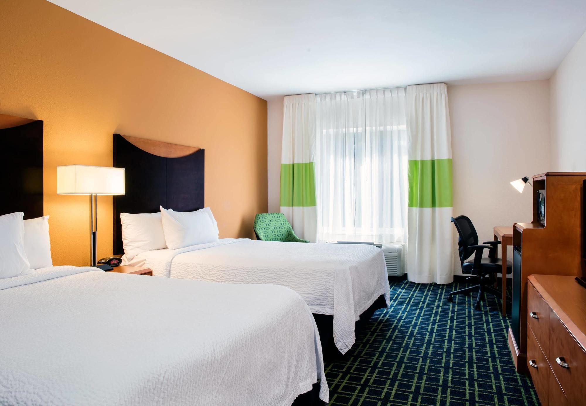 Fairfield Inn And Suites By Marriott Lakeland Плант-Сити Экстерьер фото