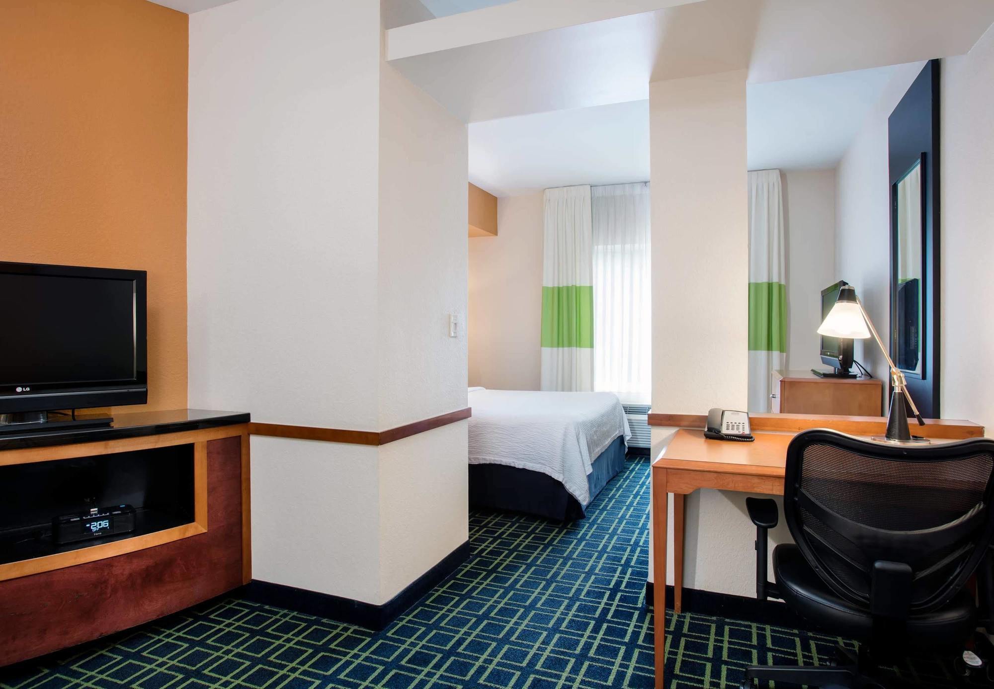 Fairfield Inn And Suites By Marriott Lakeland Плант-Сити Экстерьер фото